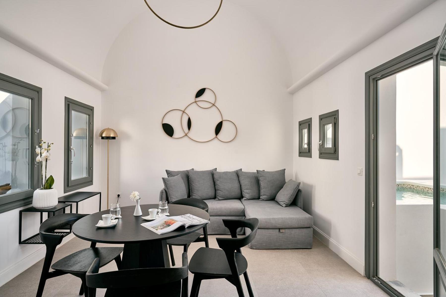 Alleys All-Suite Hotel & Spa Pyrgos Kallistis Habitación foto